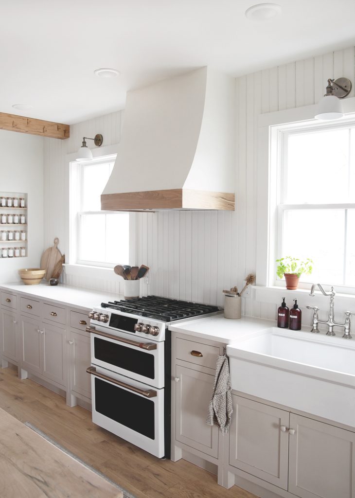 White Kitchen Hood: Transform Your Space with Elegance